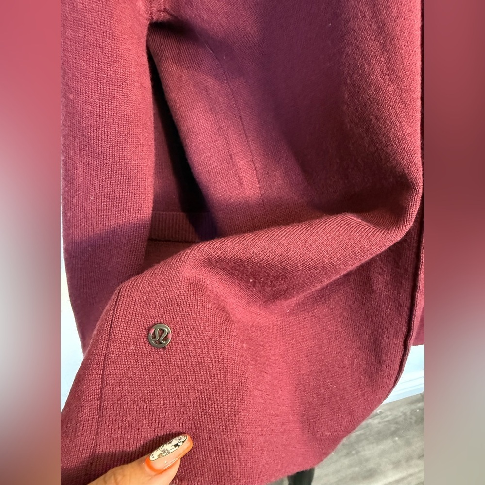 Lululemon Reverse Me Wrap sweater Cardigan - Picture 8 of 8